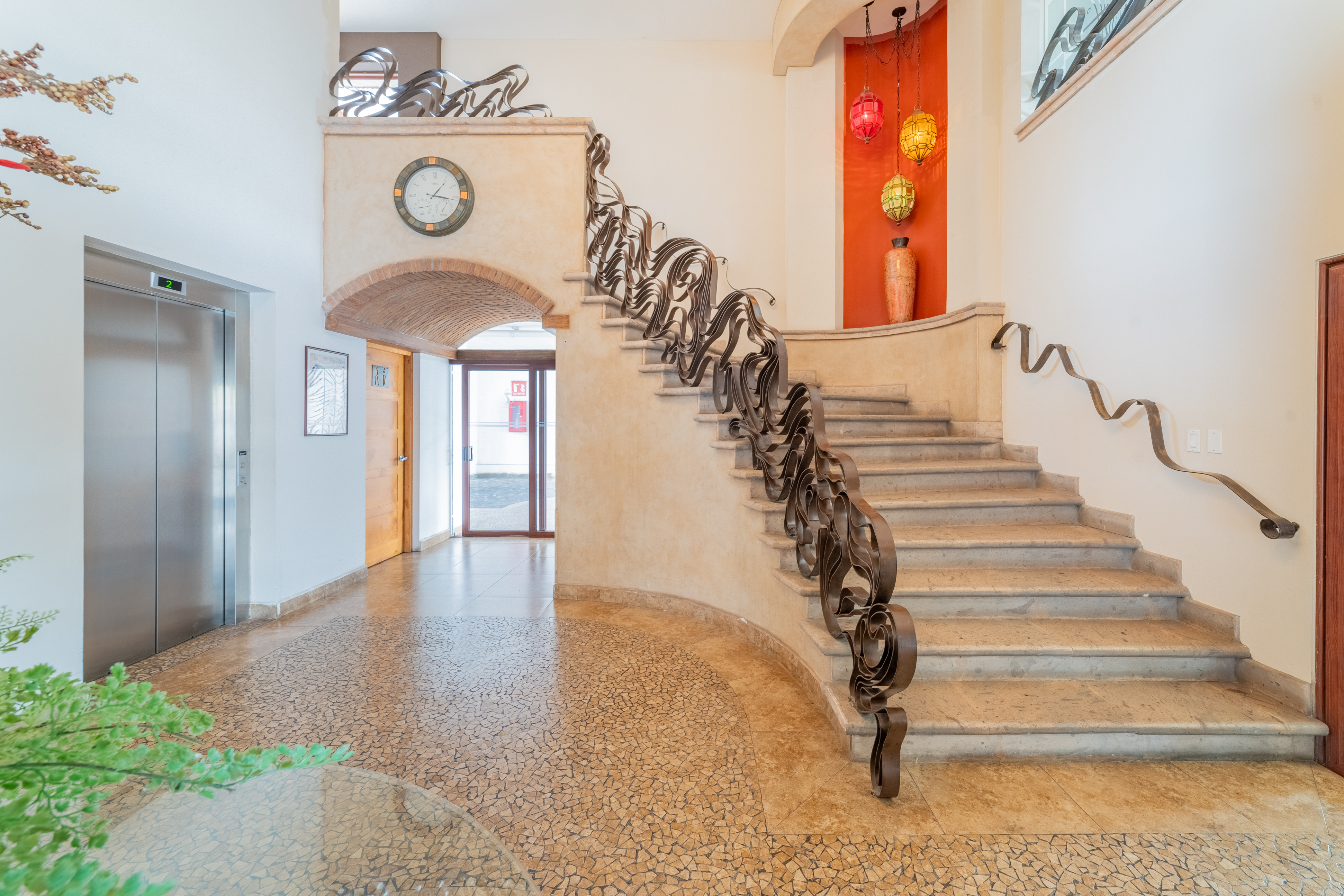 Escaleras en el hotel